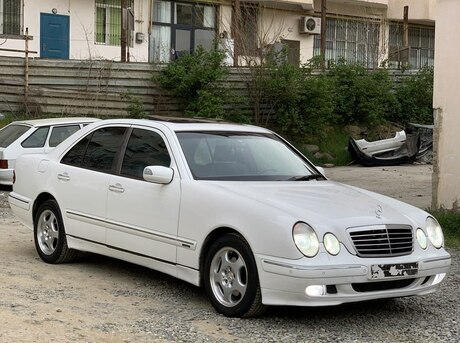 Mercedes E 270 2001