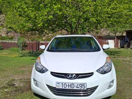 Hyundai Elantra 2012