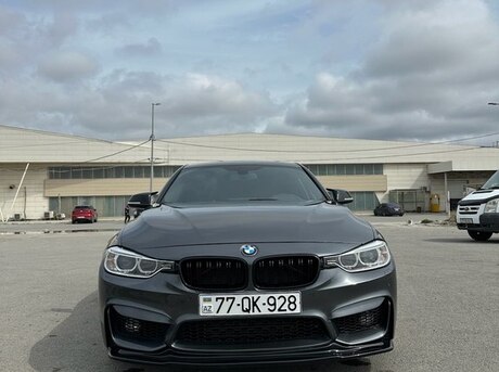 BMW 328 2015