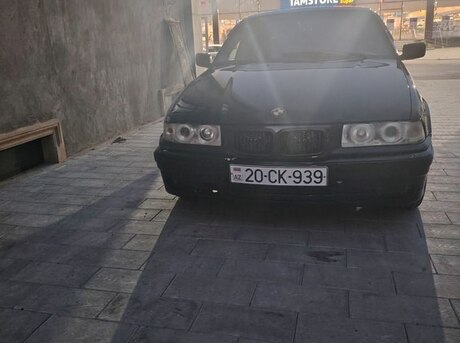 BMW 318 1992