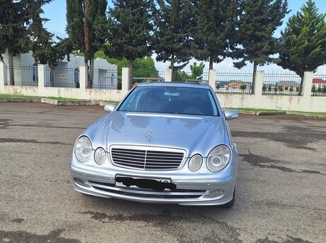 Mercedes E 320 2004