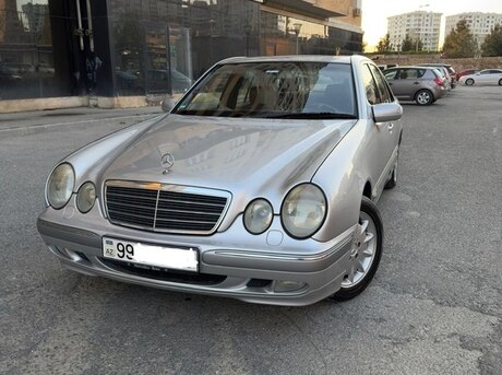 Mercedes E 240 2000