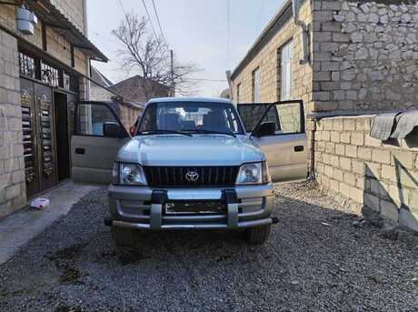Toyota Land Cruiser Prado 2002