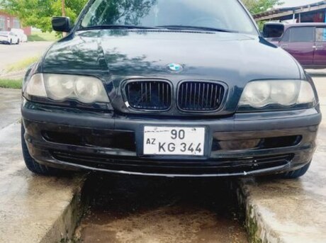 BMW 323 1999
