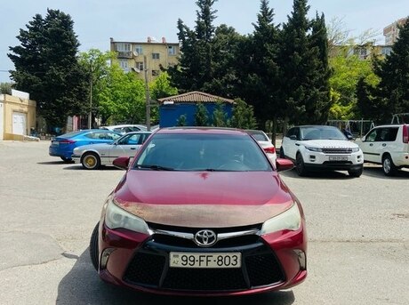Toyota Camry 2015