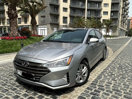 Hyundai Elantra 2020