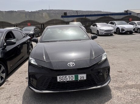 Toyota Camry 2024