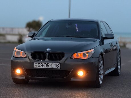 BMW 330 2003