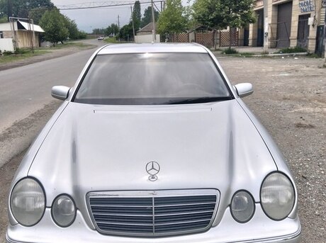 Mercedes E 200 2000