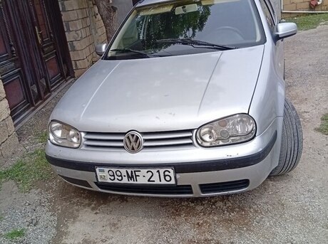 Volkswagen Golf 2002