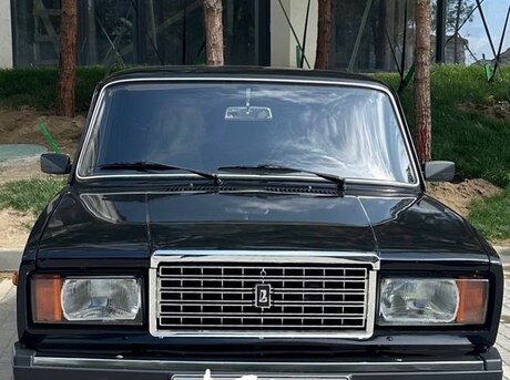 LADA (VAZ) 2107 2010