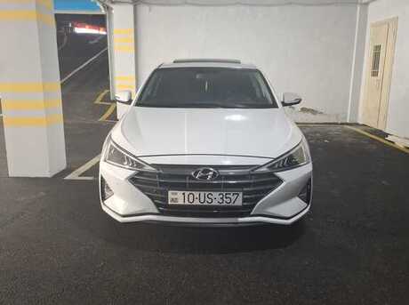 Hyundai Elantra 2020