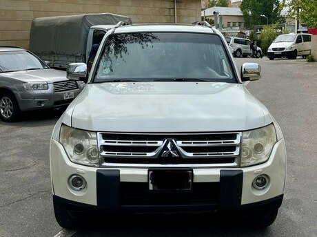 Mitsubishi Pajero 2007
