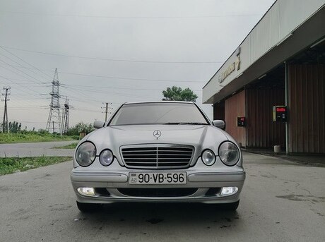 Mercedes E 220 d 2000