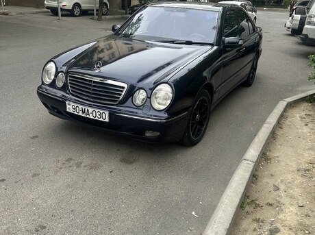 Mercedes E 280 2001