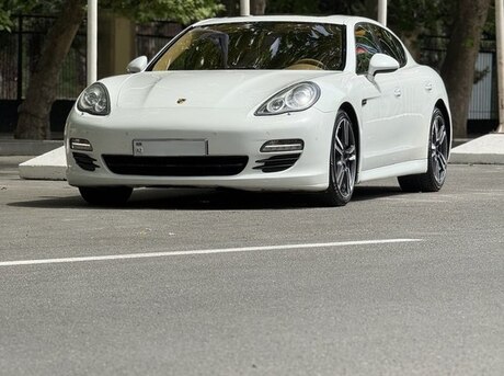 Porsche Panamera 2012