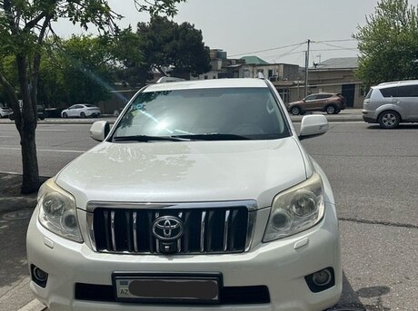 Toyota Land Cruiser Prado 2012