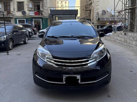 Nissan Note 2015
