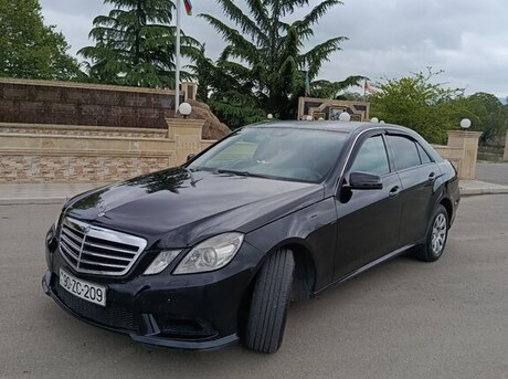 Mercedes E 220 d 2012