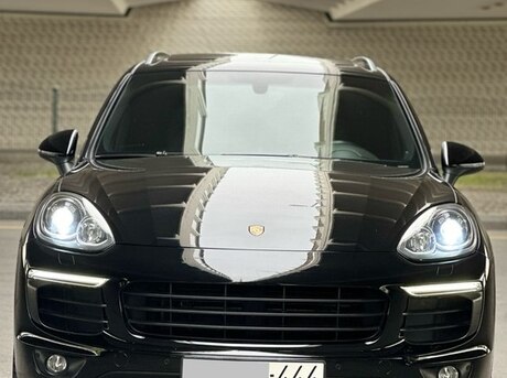 Porsche Cayenne 2015