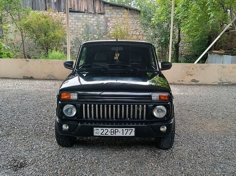 LADA (VAZ) Niva 2017