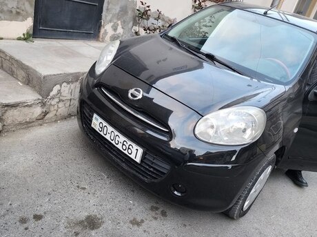 Nissan March 2011
