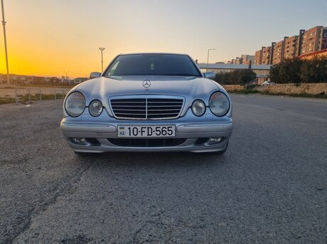Mercedes E 280 2000
