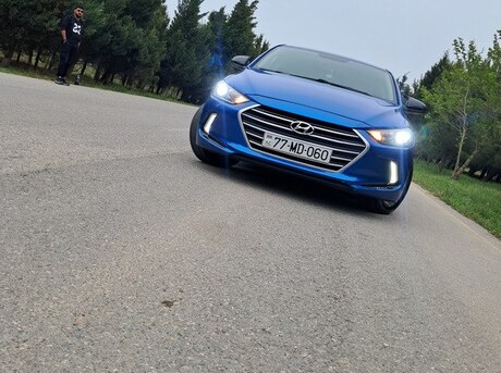 Hyundai Elantra 2017