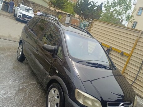 Opel Zafira 2001