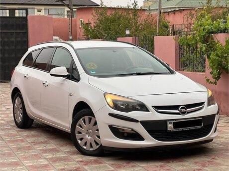 Opel Astra 2013