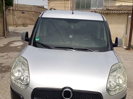 Fiat Doblo 2011