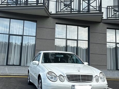 Mercedes E 240 2005