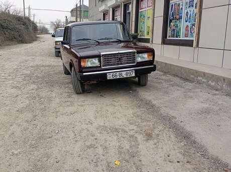 LADA (VAZ) 2107 2004