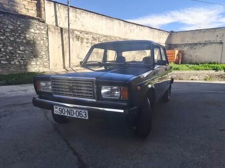 LADA (VAZ) 2107 2011