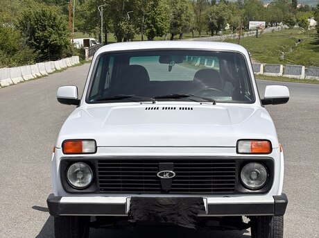 LADA (VAZ) Niva 2006