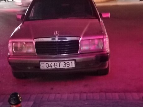 Mercedes 190 1990