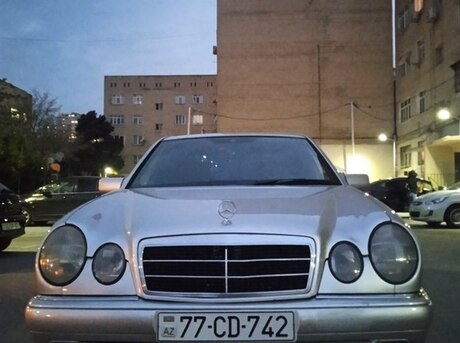 Mercedes E 230 1996