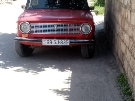 LADA (VAZ) 21011 1975