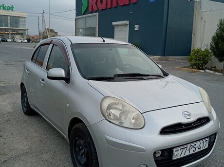 Nissan March 2012