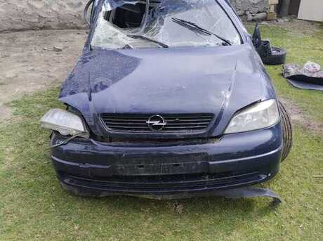 Opel Astra 2000