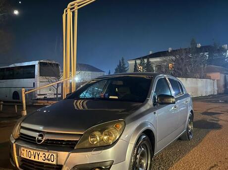 Opel Astra 2004