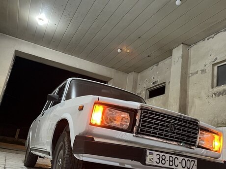 LADA (VAZ) 2107 2001