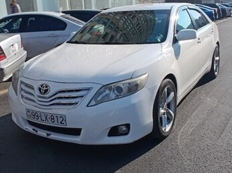 Toyota Camry 2011