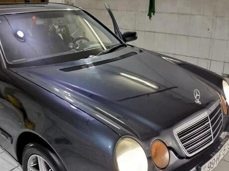 Mercedes E 200 d 2000