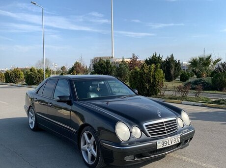 Mercedes E 220 d 2000