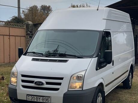 Ford Transit 2010