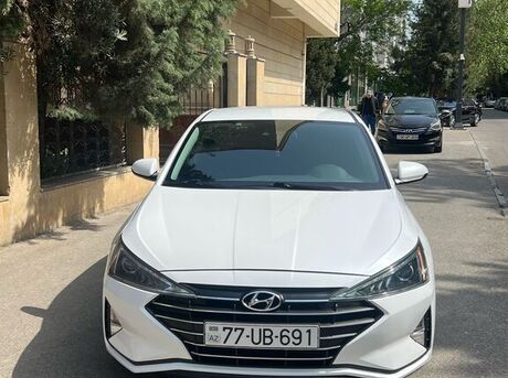 Hyundai Elantra 2020