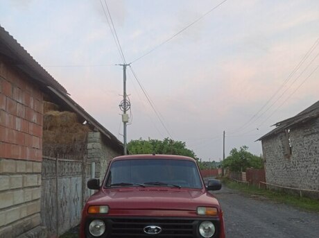 LADA (VAZ) Niva 1992