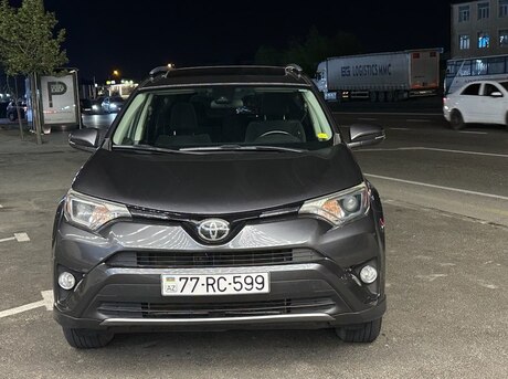 Toyota RAV4 2017