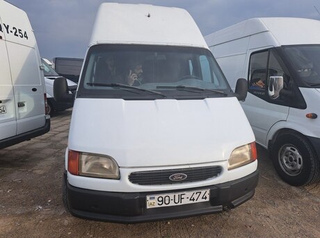 Ford Transit 2000